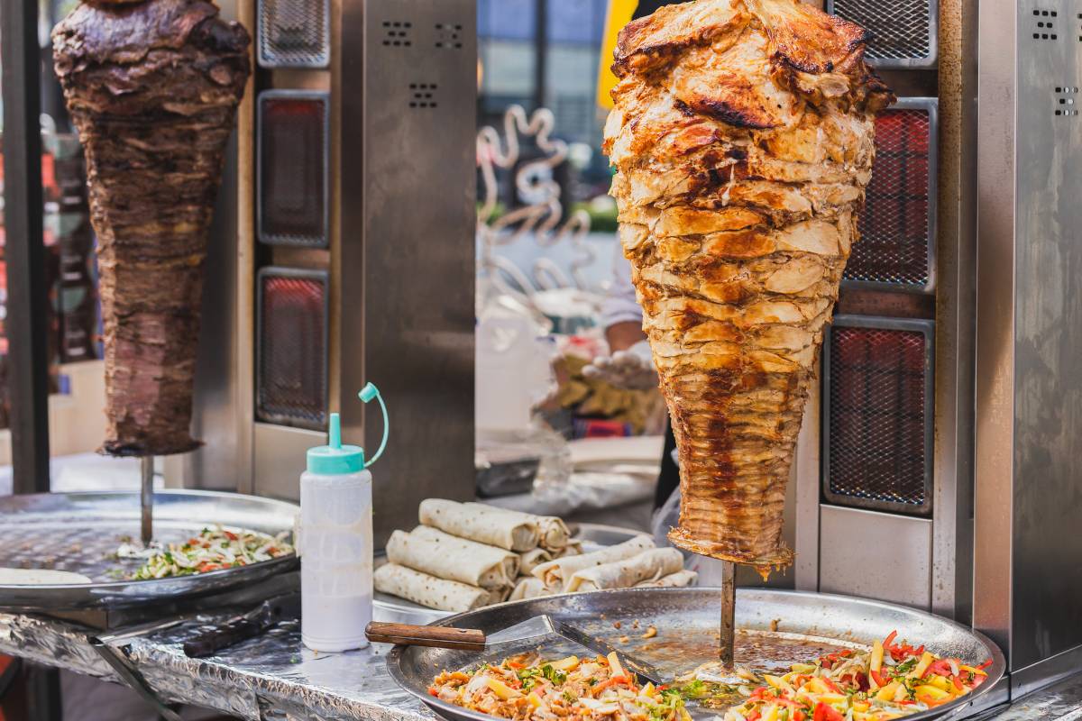 10 dań street food tworzących fundamenty tureckiej kultury kulinarnej 1 tureckie dania street food