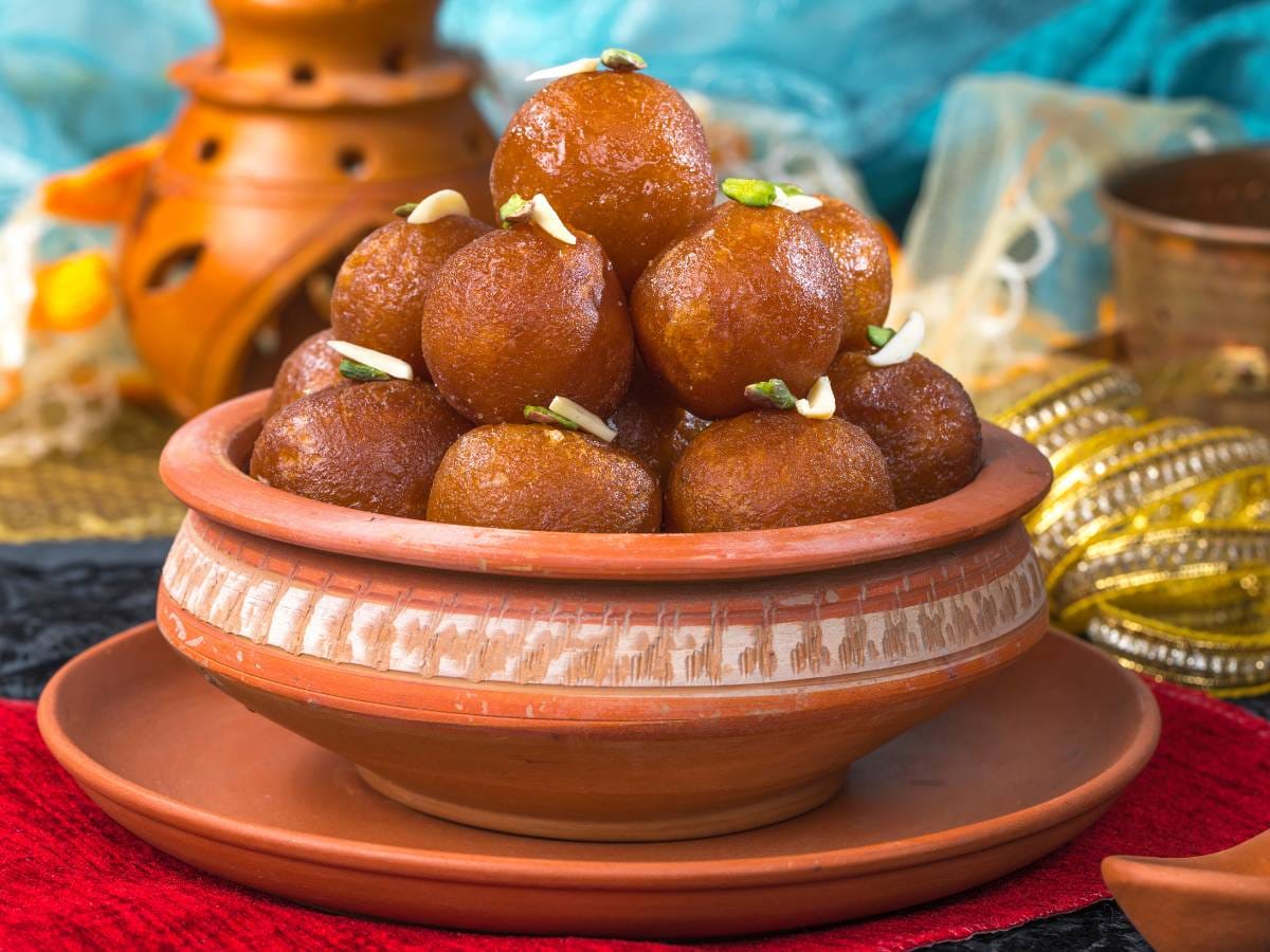 Propozycja podania Gulab Jamun 1