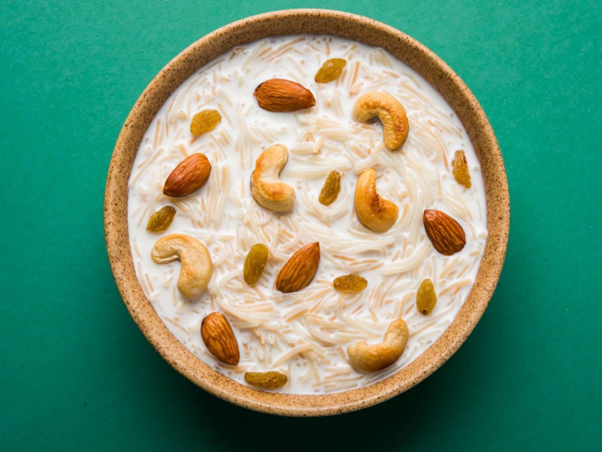 Jak zrobić Kheer (खीर), czyli puszysty pudding ryżowy? 1 Propozycja podania Kheer 2