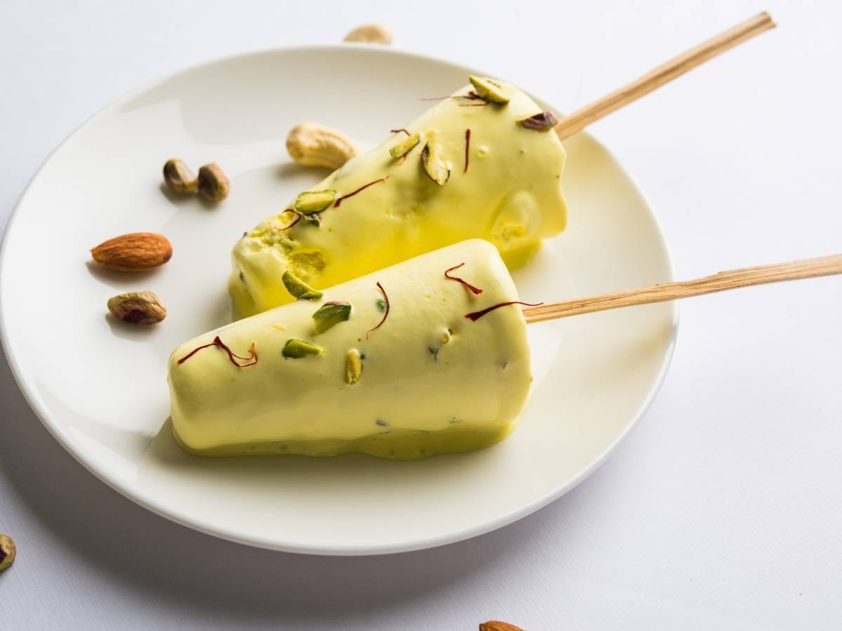 Jak zrobić Kulfi (कुल्फी), czyli tradycyjne indyjskie lody? 1 Propozycja podania Kulfi 1