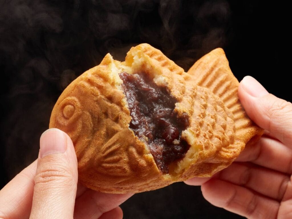 Jak przygotować Taiyaki (たい焼き), czyli ciastka w kształcie rybek z nadzieniem? 3 Propozycja podania Taiyak 2