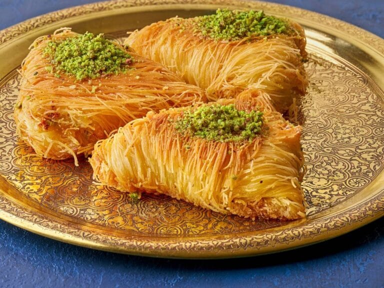 Interesująca propozycja podania Knafeh Nabulsiyeh