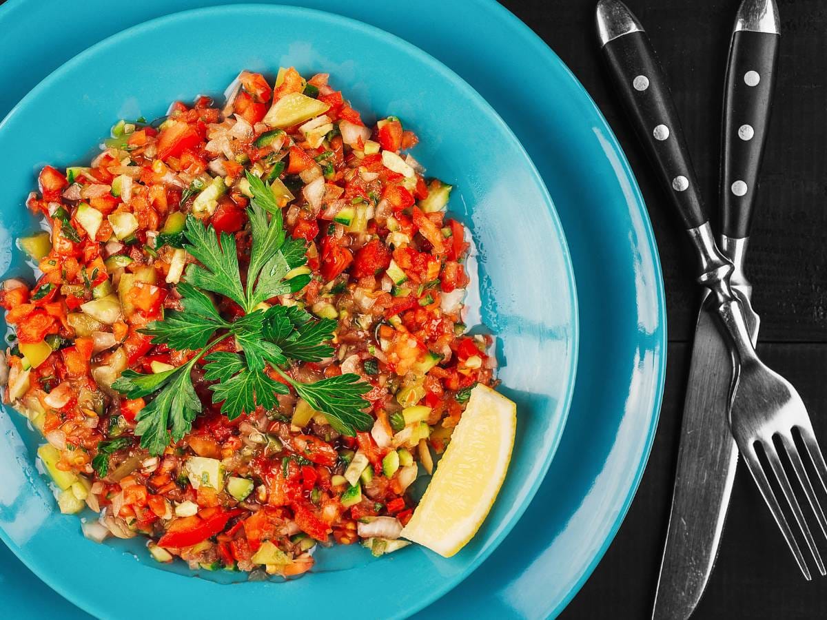 Ciekawa propozycja podania coban salatasi