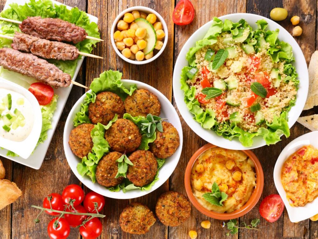 Interesująca propozycja podania Lebanese Salata