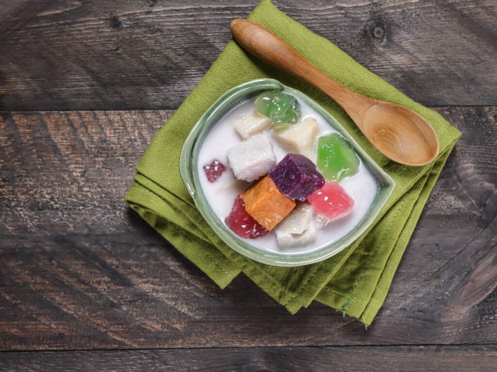 Jak zrobić Bubur Cha Cha (Bubur Cha Cha), czyli słodką zupę z batatami i tapioką? 3 Ciekawa propozycja podania Bubur Cha Cha