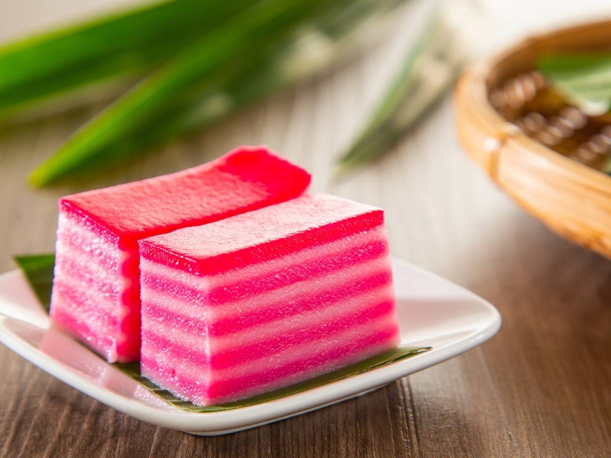 Propozycja podania Kuih Lapis