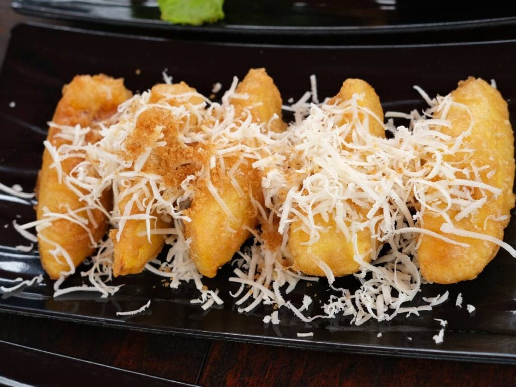 Jak przyrządzić Pisang Goreng (Pisang Goreng), czyli smażone banany w cieście? 2 Interesująca propozycja podania Pisang Goreng